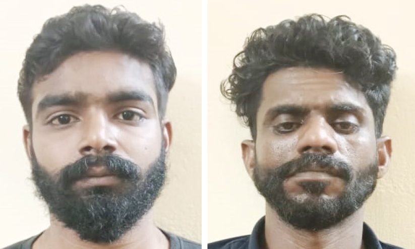 എം.ഡി.എം.എയുമായി യുവാക്കൾ പിടിയിൽ എം.ഡി.എം.എയുമായി യുവാക്കൾ പിടിയിൽ