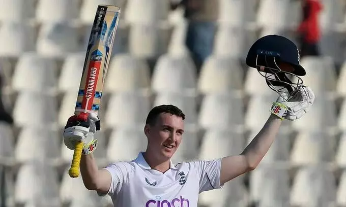 ‘ആ സംഖ്യ ശരിക്കും കൂടിപ്പോയി’- ഐ.പി.എൽ താരലേലത്തിൽ ഹാരി ബ്രൂകിന് കിട്ടിയ 13.25 കോടിയെ ട്രോളി ഡേവിഡ് ഹസി ‘ആ സംഖ്യ ശരിക്കും കൂടിപ്പോയി’- ഐ.പി.എൽ താരലേലത്തിൽ ഹാരി ബ്രൂകിന് കിട്ടിയ 13.25 കോടിയെ ട്രോളി ഡേവിഡ് ഹസി