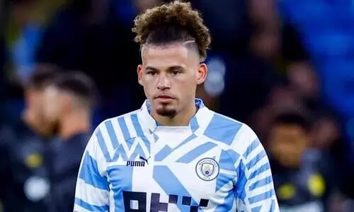 ലോകകപ്പ് കാലത്ത് തടികൂടി; ഇംഗ്ലീഷ് താരം ഫിലിപ്സിന് നല്ലനടപ്പ് വിധിച്ച് ഗാർഡിയോള