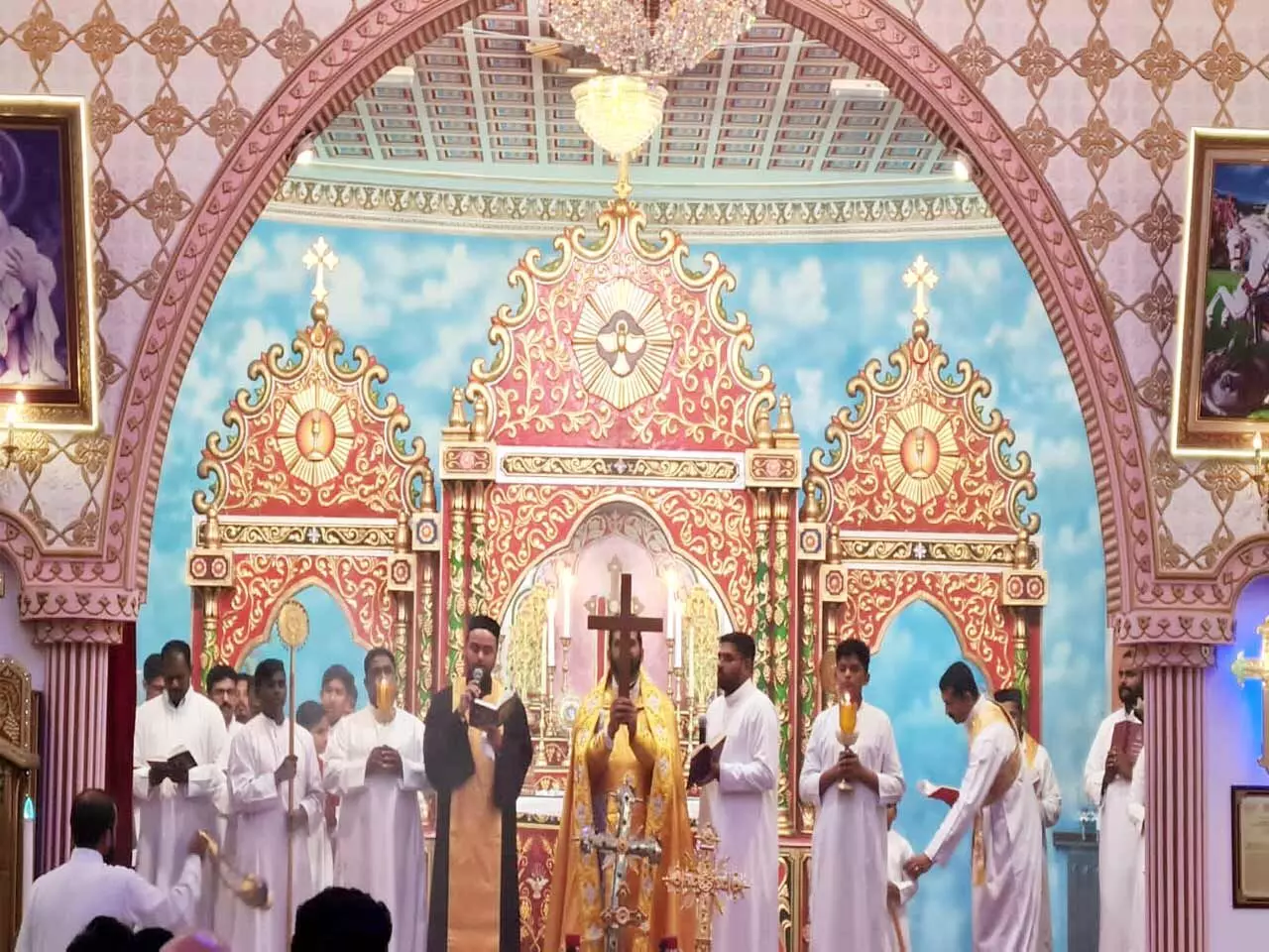 സെ​ന്റ്​ ജോ​ര്‍ജ് ഓ​ര്‍ത്ത​ഡോ​ക്‌​സ് ക​ത്തീ​ഡ്ര​ല്‍ ശി​ലാ​സ്ഥാ​പ​നം ഇ​ന്ന്