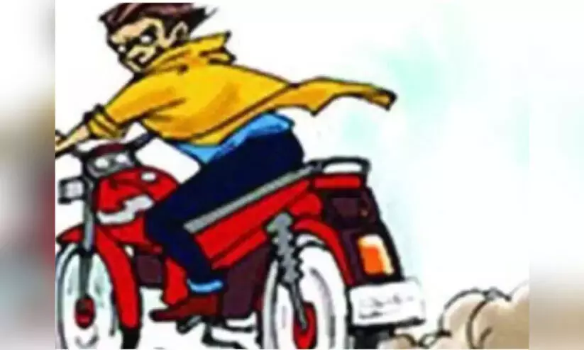 മൈസൂരുവിൽ ബൈക്ക് മോഷ്ടാക്കൾ പിടിയിൽ മൈസൂരുവിൽ ബൈക്ക് മോഷ്ടാക്കൾ പിടിയിൽ