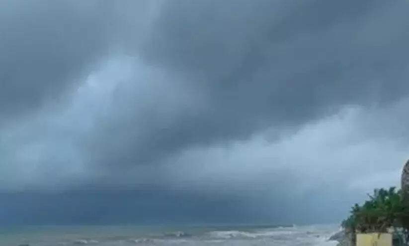 നാളെ മുതൽ സംസ്ഥാനത്ത് മഴക്കും കാറ്റിനും സാധ്യത നാളെ മുതൽ സംസ്ഥാനത്ത് മഴക്കും കാറ്റിനും സാധ്യത