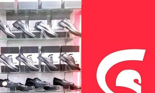 ക്രി​സ്മ​സ്, ന്യൂ ​ഇ​യ​ർ പ്ര​മാ​ണി​ച്ച്​ ഫ്ര​ഞ്ച് ക​ല​ക്ഷ​നു​മാ​യി ‘ഗ്ലാ​ഡി​യേ​റ്റ​ർ’