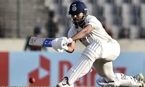 വിറപ്പിച്ച് ബംഗ്ലാദേശ് കീഴടങ്ങി; രണ്ടാം ടെസ്റ്റിൽ ഇന്ത്യക്ക് മൂന്നു വിക്കറ്റ് ജയം; പരമ്പര തൂത്തുവാരി വിറപ്പിച്ച് ബംഗ്ലാദേശ് കീഴടങ്ങി; രണ്ടാം ടെസ്റ്റിൽ ഇന്ത്യക്ക് മൂന്നു വിക്കറ്റ് ജയം; പരമ്പര തൂത്തുവാരി