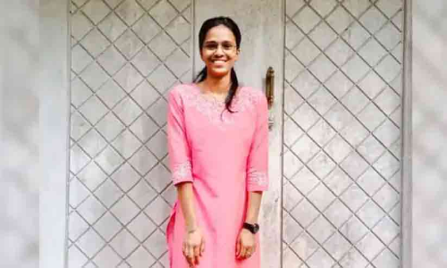 കുടുംബ വീട്ടില്‍ അവധി ആഘോഷിക്കാൻ പോയ പതിനേഴുകാരി മുങ്ങിമരിച്ചു