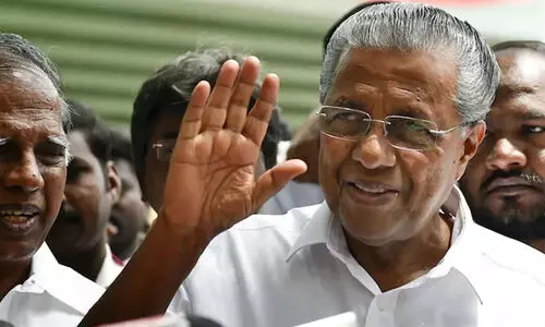 ഇ.പി ജയരാജൻ വിവാദത്തിൽ ചോദ്യം; തണുപ്പെങ്ങനെയുണ്ടെന്ന് മുഖ്യമന്ത്രിയുടെ മറുചോദ്യം