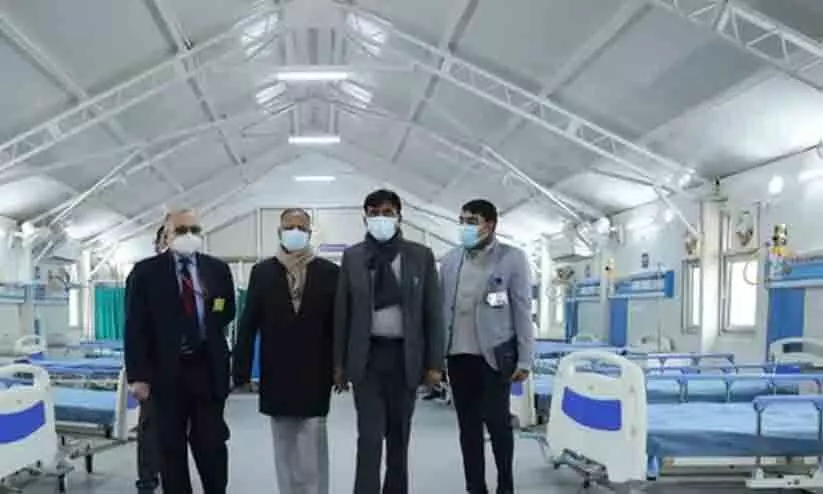 Mandaviya visits Delhis Safdarjung Hospital, reviews Covid mock drill