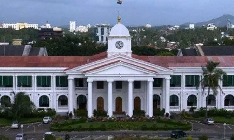 വിമത പ്രവർത്തനം നടത്തിയവരെ പുറത്താക്കിയെന്ന്  സെക്രട്ടേറിയറ്റ് അസോസിയേഷൻ