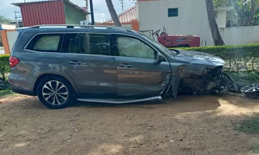 PM Modis Brother Prahlad Modi car accident