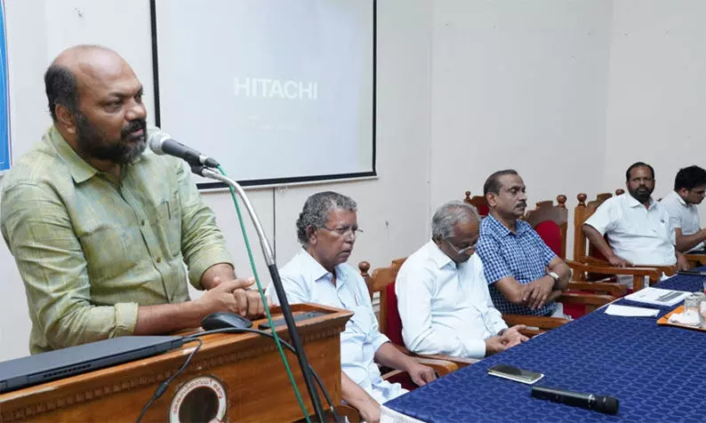 പരിമിതികളെ അതിജീവിച്ച് തീരസംരക്ഷണ പദ്ധതി നടപ്പാക്കുമെന്ന് പി. രാജീവ്