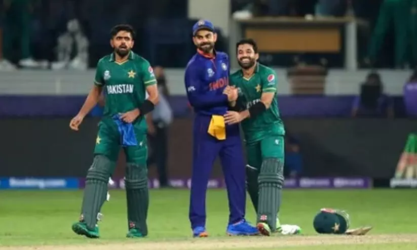 ഇന്ത്യ വേദിയാകുന്ന 2023 ഏകദിന ലോകകപ്പ് പാകിസ്താൻ ബഹിഷ്കരിക്കുമോ? പുതിയ പി.സി.ബി തലവന് പറയാനുള്ളത് ഇതാണ്... ഇന്ത്യ വേദിയാകുന്ന 2023 ഏകദിന ലോകകപ്പ് പാകിസ്താൻ ബഹിഷ്കരിക്കുമോ? പുതിയ പി.സി.ബി തലവന് പറയാനുള്ളത് ഇതാണ്...