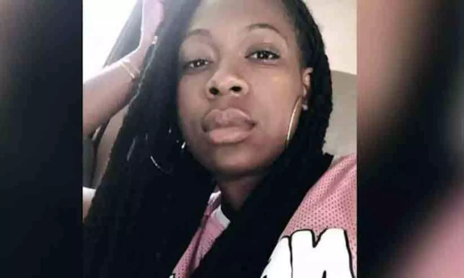 മഞ്ഞുവീഴ്ചക്കിടെ കാറിൽ കുടുങ്ങിയ 22കാരിക്ക് ദാരുണാന്ത്യം