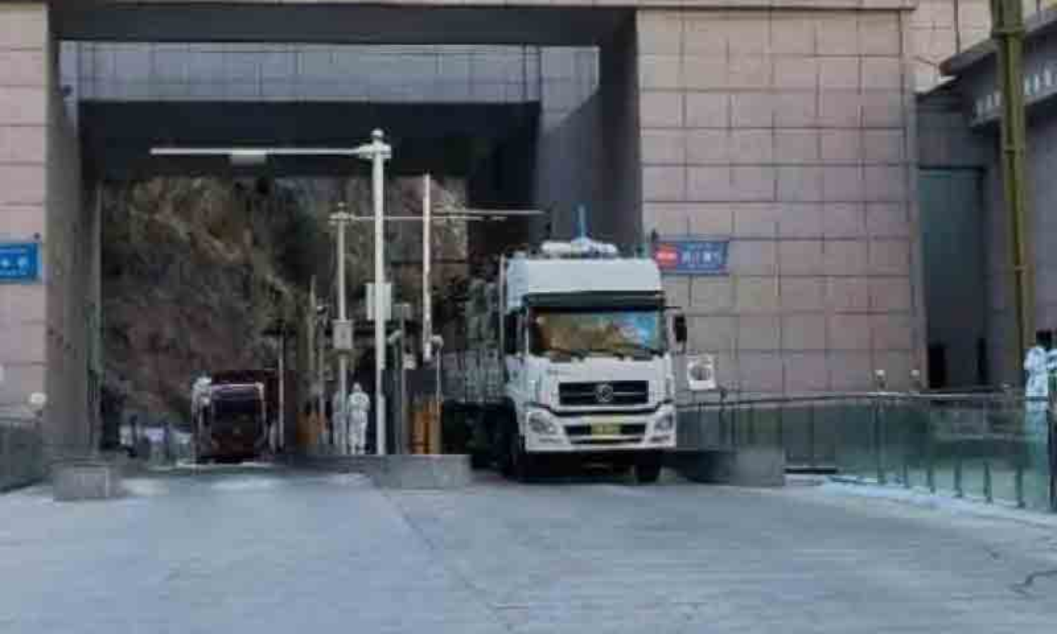 നേപ്പാൾ-ചൈന പ്രധാന വാണിജ്യ പാത തുറന്നു