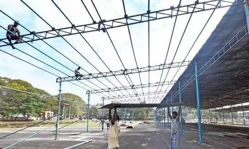 സംസ്ഥാന സ്കൂൾ കലോത്സവം: ഉയരുന്നത് ചരിത്രത്തിലെ വലിയ പന്തൽ; മുഖ്യവേദി വെസ്റ്റ്ഹിൽ വിക്രം മൈതാനിയിൽ സംസ്ഥാന സ്കൂൾ കലോത്സവം: ഉയരുന്നത് ചരിത്രത്തിലെ വലിയ പന്തൽ; മുഖ്യവേദി വെസ്റ്റ്ഹിൽ വിക്രം മൈതാനിയിൽ