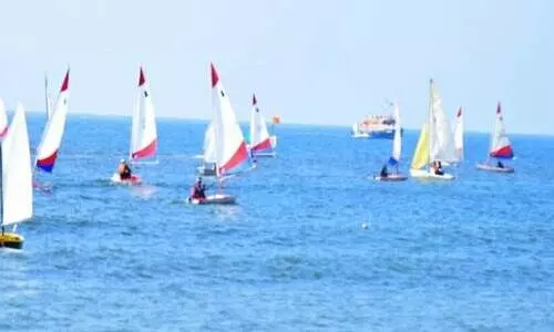 ജലമേളയിൽ കൗതുകമായി സെയിലിങ് റഗാട്ടെ