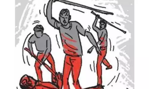 തിരുവനന്തപുരത്ത് ഗുണ്ടാ സംഘം യുവാവിന്റെ കാൽ വെട്ടിമാറ്റി