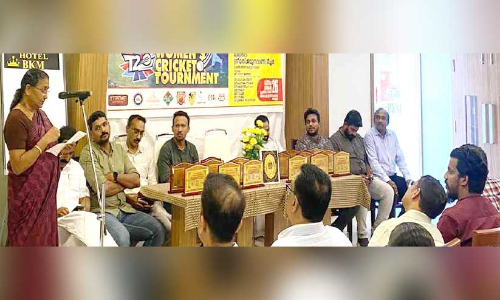 കോടിയേരിയുടെ ഓർമക്കായി വനിത ക്രിക്കറ്റ് ടൂർണമെന്റ്