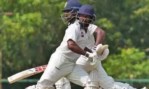 രഞ്ജി ട്രോഫി: സച്ചിനും രോഹനും അർധസെഞ്ച്വറി; കേരളത്തിന് 162 റൺസ് ഒന്നാം ഇന്നിങ്സ് ലീഡ്