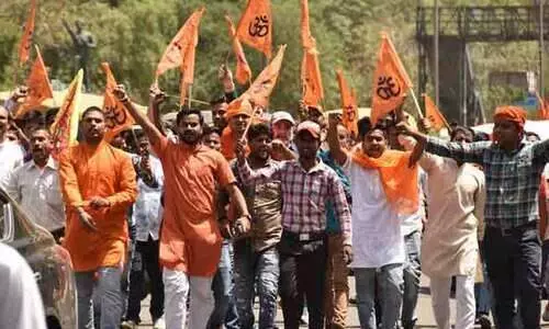 രണ്ട് ഡസൻ ഹിന്ദുക്കളെ ക്രിസ്തുമതത്തിലേക്ക് മാറ്റുന്നുവെന്ന് ബജ്റംഗ്ദൾ ആരോപണം: ക്രൈസ്‍തവ പ്രാർഥനാസംഗമം പൊലീസ് തടഞ്ഞു