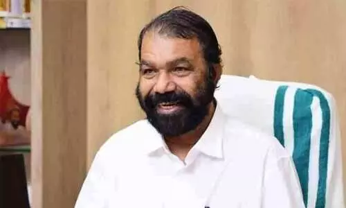 സ്കൂള് കലോത്സവത്തിന് മാസ്കും സാനിറ്റൈസറും നിര്ബന്ധം- മന്ത്രി ശിവൻകുട്ടി സ്കൂള് കലോത്സവത്തിന് മാസ്കും സാനിറ്റൈസറും നിര്ബന്ധം- മന്ത്രി ശിവൻകുട്ടി