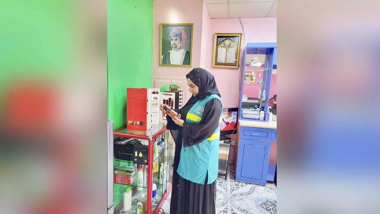 ബ്യൂട്ടി സലൂണുകളിൽ പരിശോധന തുടരുന്നു ബ്യൂട്ടി സലൂണുകളിൽ പരിശോധന തുടരുന്നു