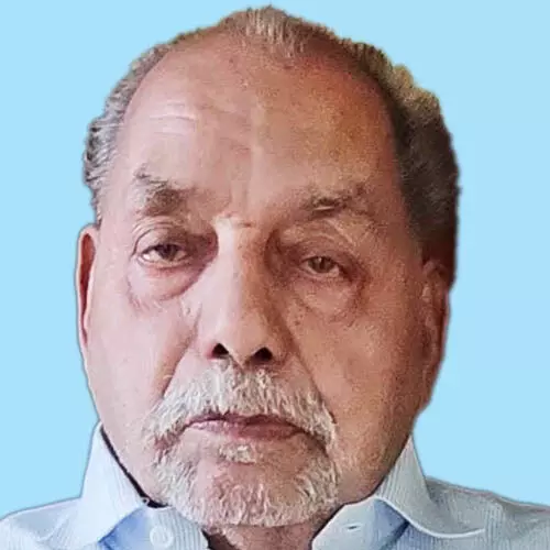 അ​യ്യ​പ്പ​ൻ നാ​യ​ർ