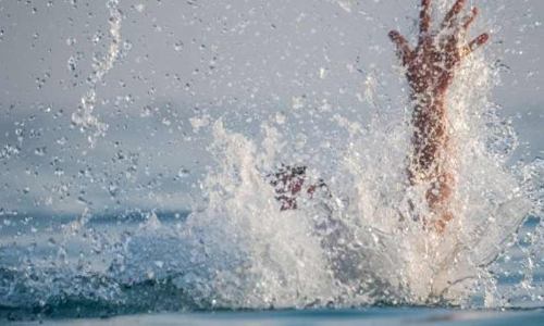 റാസല്‍ഖൈമയില്‍ മഴവെള്ളക്കുഴിയില്‍ മുങ്ങി   മകനും പിതാവിനും ദാരുണാന്ത്യം