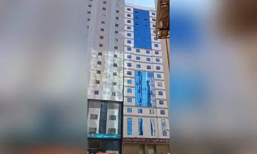 Building oblique incident in Makkah
