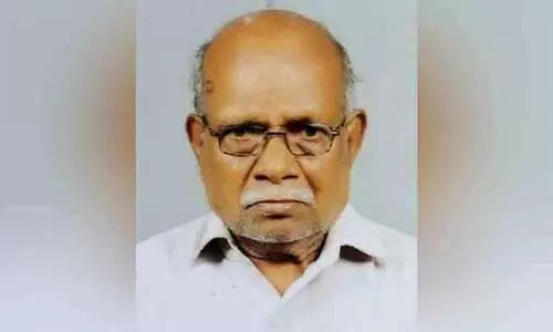 മരണാനന്തര ചടങ്ങിൽ പങ്കെടുക്കാനെത്തിയയാൾ തേനീച്ചക്കുത്തേറ്റ് മരിച്ചു