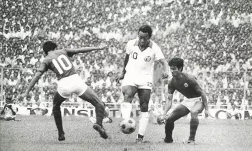 പെലെയും ഇന്ത്യയും; കളിക്കാരനായും അതിഥിയായും എത്തിയത് മൂന്നു തവണ