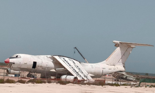 ഉ​മ്മു​ൽ​ഖു​വൈ​നി​ലെ വി​മാ​നം