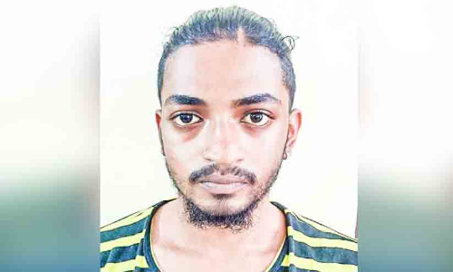 കാ​റി​ൽ സ​ഞ്ച​രി​ച്ച കു​ടും​ബ​ത്തെ ആ​ക്ര​മി​ച്ച ഒ​രാ​ൾ​കൂ​ടി പി​ടി​യി​ൽ