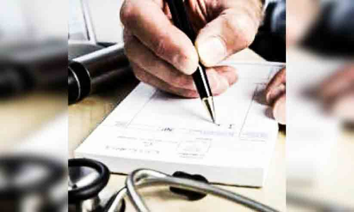 അവ്യക്തമായി മരുന്നു കുറിപ്പടി; കംപ്ലയിന്‍റ് മോണിറ്ററിങ് കമ്മിറ്റി തെളിവെടുത്തു