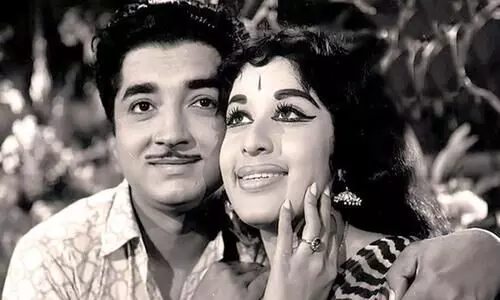 ആ​ക്ഷ​ൻ സി​നി​മ​ക​ളി​ലും മ​ധു​ര​ഗീ​ത​ങ്ങ​ൾ