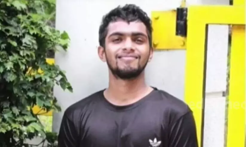 സൈനികൻ വാഹനാപകടത്തിൽ മരിച്ചു സൈനികൻ വാഹനാപകടത്തിൽ മരിച്ചു