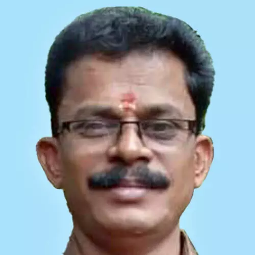 ച​ന്ദ്ര​മോ​ഹ​ന​ൻ