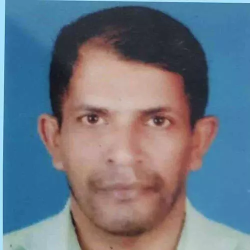 മ​രു​ന്ന് ത​ളി​ക്കു​ന്ന​തി​നി​ടെ യു​വാ​വ്​ കു​ഴ​ഞ്ഞ്​ വീ​ണ്​ മ​രി​ച്ചു