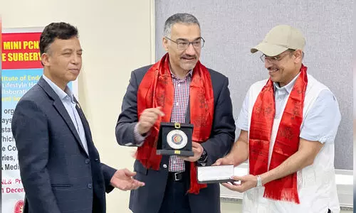 കു​വൈ​ത്ത് റെ​ഡ് ക്ര​സ​ന്റ് സൊ​സൈ​റ്റി​ക്ക് നേ​പ്പാ​ളി​ന്റെ ആ​ദ​രം