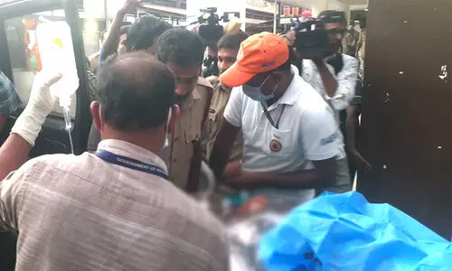 ശബരിമല മാളികപ്പുറം ക്ഷേത്രത്തിന് സമീപത്തെ വെടിപ്പുരയില്‍ പൊട്ടിത്തെറി; മൂന്നു പേർക്ക് പരിക്ക്