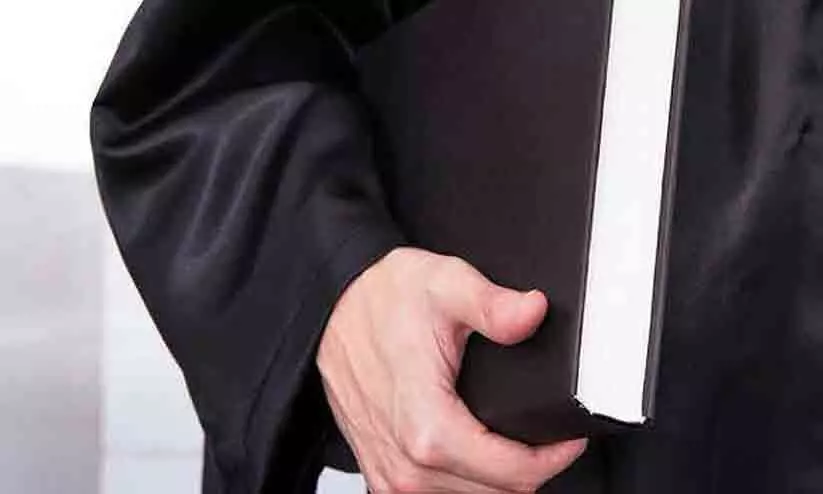 ക്രിമിനൽ കേസുകളിലെ പ്രതികൾക്കും സർക്കാർ അഭിഭാഷകർ ക്രിമിനൽ കേസുകളിലെ പ്രതികൾക്കും സർക്കാർ അഭിഭാഷകർ