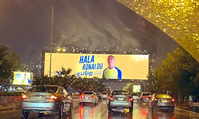 ക്രിസ്റ്റ്യാനോ റൊണാൾഡോയെ ആഘോഷപൂർവം വരവേറ്റ് റിയാദ് നഗരം