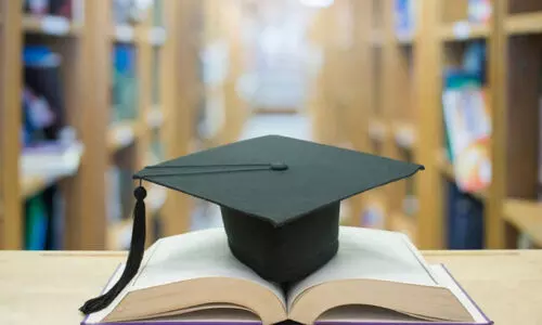 മൂ​ന്നു സ​ർ​വ​ക​ലാ​ശാ​ല​ക​ൾ​ക്ക് 100 കോ​ടി വീ​തം, 11 കോ​ള​ജു​ക​ൾ​ക്ക് അ​ഞ്ചു കോ​ടി വീ​തം; ഉ​ന്ന​ത വി​ദ്യാ​ഭ്യാ​സ മേ​ഖ​ല​യു​ടെ മി​ക​വ് വ​ർ​ധി​പ്പി​ക്കാൻ പി.​എം. ഉ​ഷ പ​ദ്ധ​തി