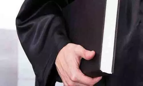 ക്രിമിനൽ കേസുകളിലെ പ്രതികൾക്കും സർക്കാർ അഭിഭാഷകർ