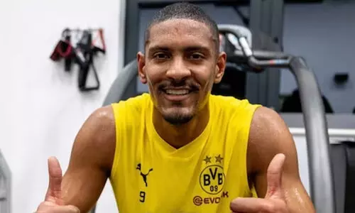 അർബുദത്തോട് പൊരുതി ഹാലർ തിരിച്ചെത്തുന്നു; ഡോർട്മുണ്ട് സ്ട്രൈക്കർ പരിശീലനം പുനരാരംഭിച്ചു