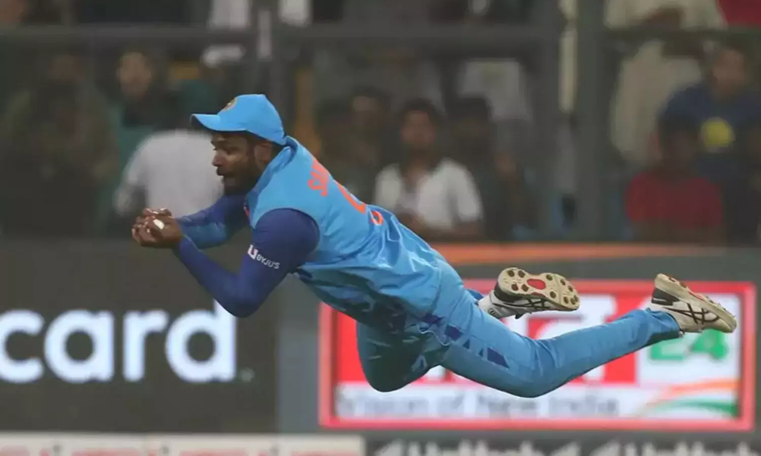 സഞ്ജുവിന് കാൽമുട്ടിന് പരിക്ക്; നാളത്തെ ട്വന്‍റി20യിൽ കളിക്കില്ല