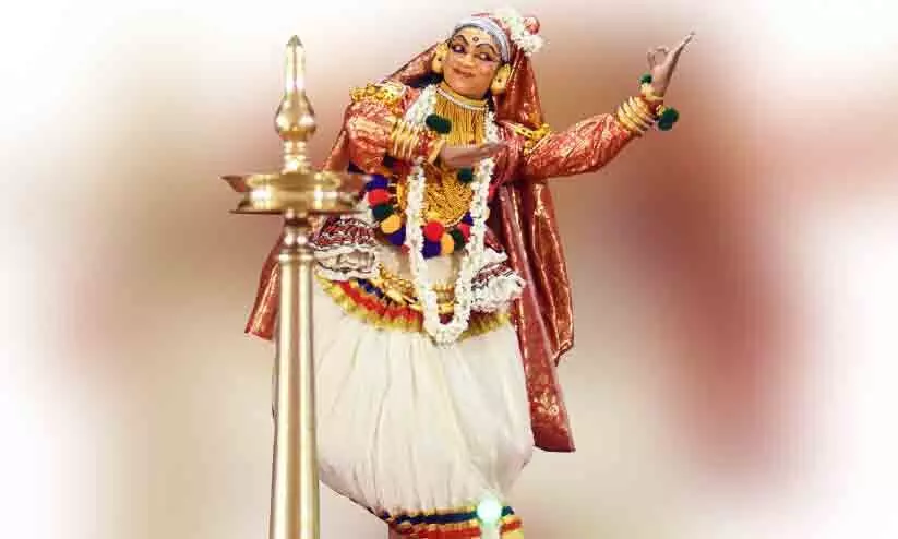 കലയോളം കടലോളം... കലയോളം കടലോളം...