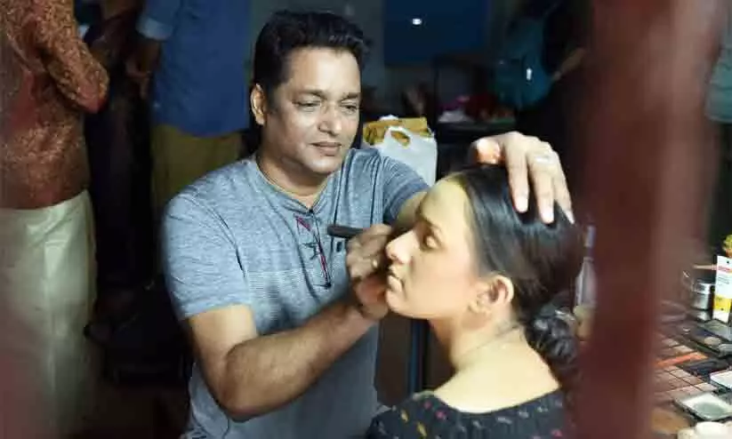 ദീപു ഒരുക്കും; നർത്തകർ കളറാകും ദീപു ഒരുക്കും; നർത്തകർ കളറാകും