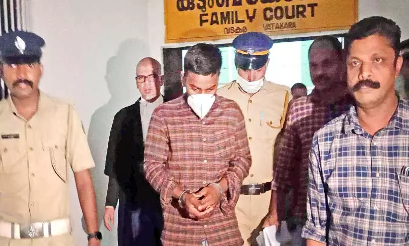 വടകരയിലെ വ്യാപാരിയുടെ കൊലപാതകം: പ്രതിയെ പൊലീസ് കസ്റ്റഡിയിൽ വിട്ടു