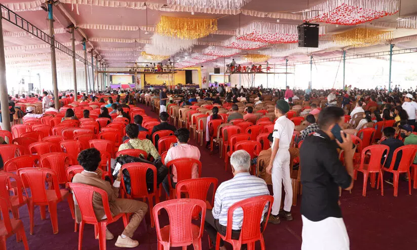 school kalolsavam audience school kalolsavam audience