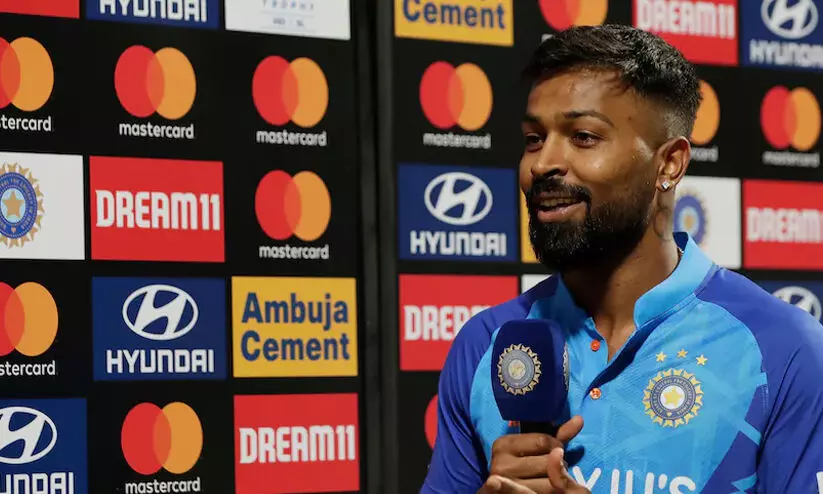 ‘നമ്മൾ ഒരു മത്സരം തോറ്റേക്കാം’; അവസാന ഓവർ അക്സർ പട്ടേലിന് നൽകിയതിൽ ഹാർദിക് പാണ്ഡ്യ പറയുന്നു...